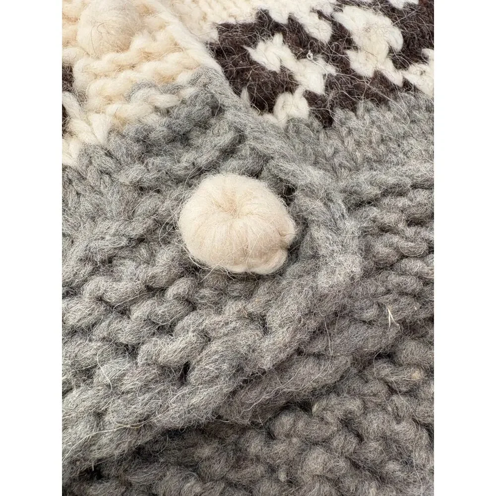 90s VTG Chunky Wool Cardigan Vest Large XL Hand Knit Cottagecore Romania Unisex